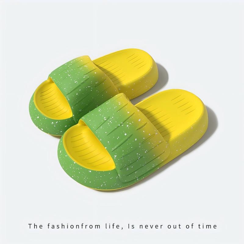 Gradient Rubber Slipper